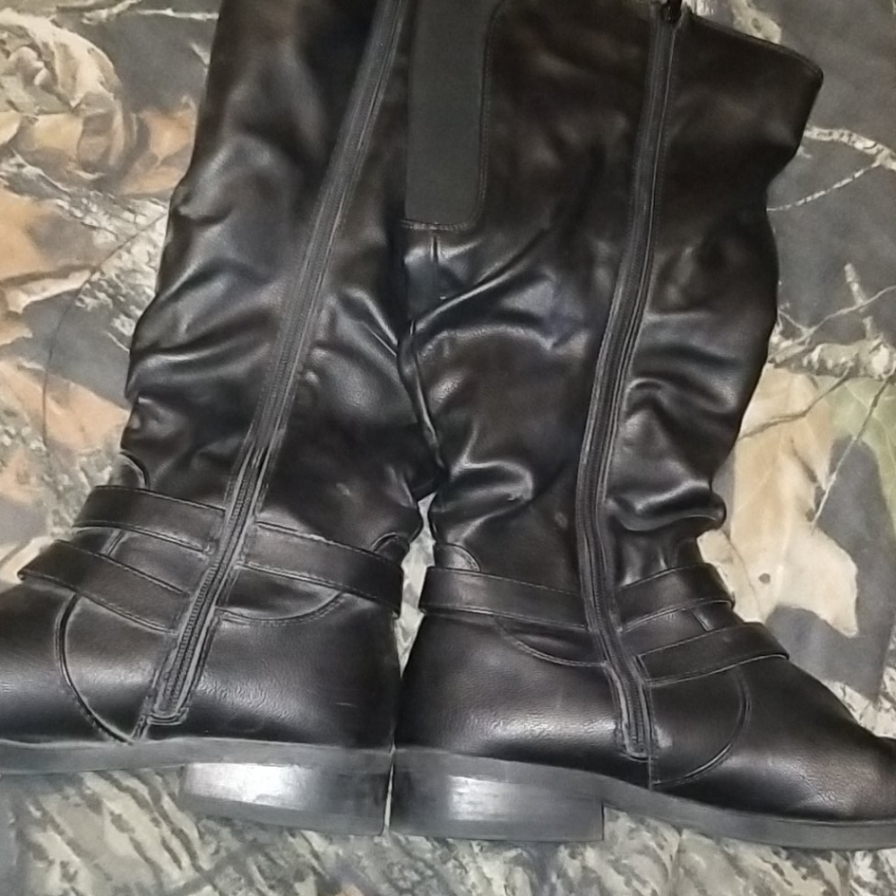 Slouch Boot - Picture 3 of 5